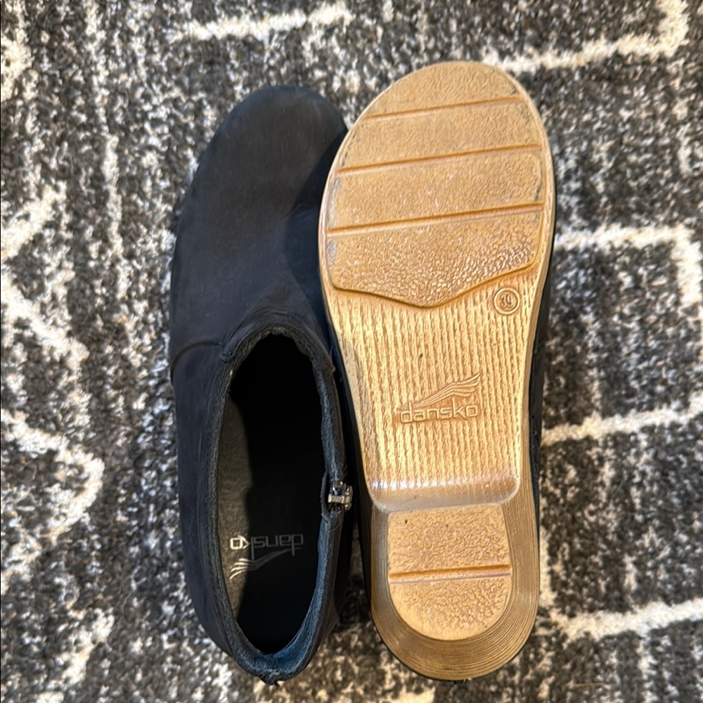 Dansko Black Ankle Boots with Wooden Heel 39 - Picture 5 of 5